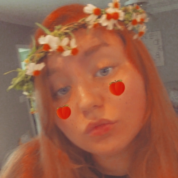 Meet your Posher, Avery - Picture 1 of 3